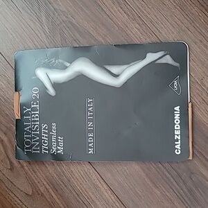 Calzedonia Totally Invisible 20 tights Seamless Matt Skin Color New